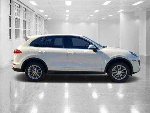 2016 Porsche Cayenne Cayenne