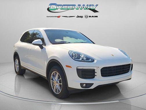 2016 Porsche Cayenne Cayenne
