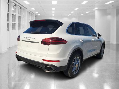 2016 Porsche Cayenne Cayenne