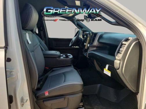 2026 RAM 2500 Tradesman Crew Cab 4x4 6'4' Box