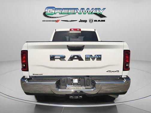 2026 RAM 2500 Tradesman Crew Cab 4x4 6'4' Box