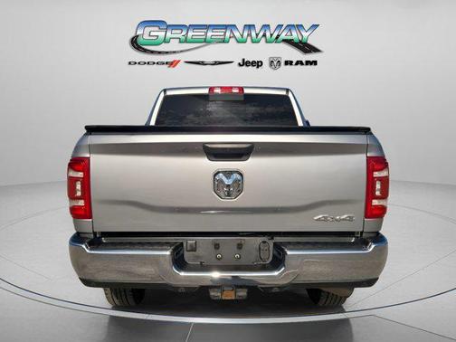 2023 RAM 2500 Tradesman Crew Cab 4x4 6'4' Box