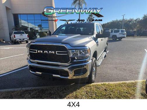 2023 RAM 2500 Tradesman Crew Cab 4x4 6'4' Box
