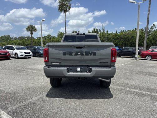 2025 RAM 2500 Laramie Crew Cab 4x4 6'4' Box