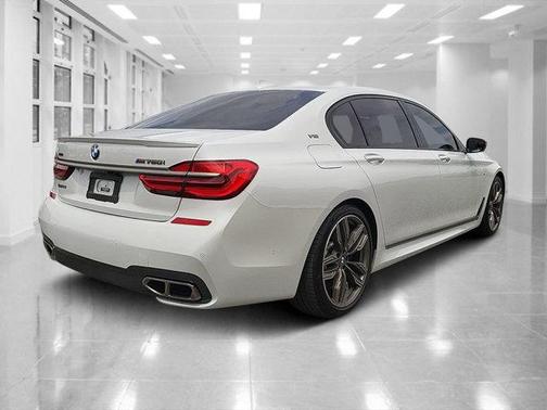 2019 BMW M760 xDrive