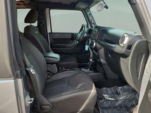 2017 Jeep Wrangler Sahara