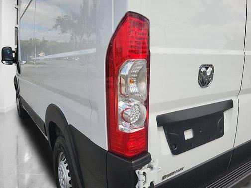 2024 RAM ProMaster 2500 Tradesman