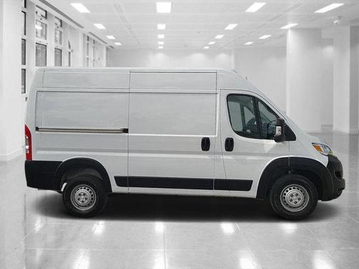 2024 RAM ProMaster 2500 Tradesman