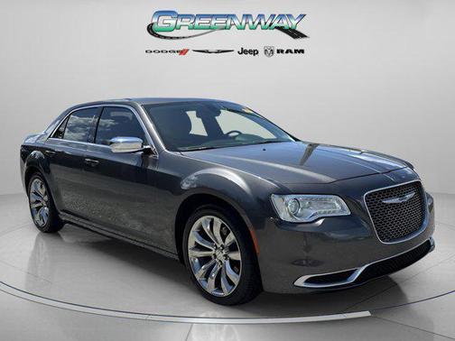 2019 Chrysler 300 Touring