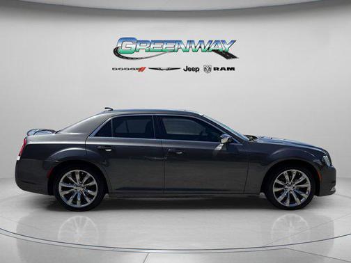 2019 Chrysler 300 Touring