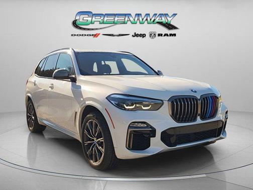 2020 BMW X5 M50i