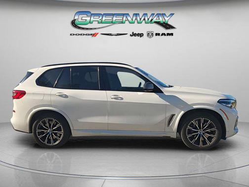 2020 BMW X5 M50i