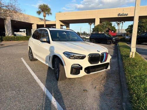 2020 BMW X5 M50i