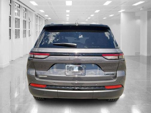 2025 Jeep Grand Cherokee Limited X