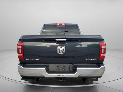 2019 RAM 2500 Laramie Crew Cab 4x4 6'4' Box