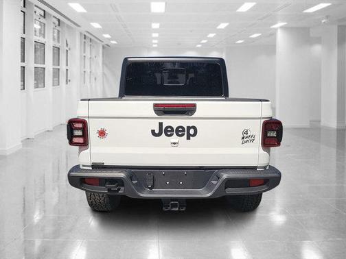 2024 Jeep Gladiator Willys