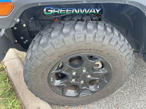 Hydro Blue Pearlcoat 2023 Jeep Gladiator Willys 4x4