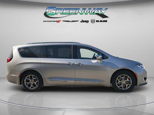 2019 Chrysler Pacifica Limited