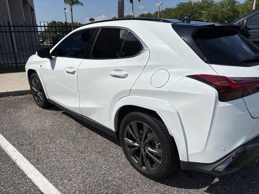 2024 Lexus UX 250h F Sport