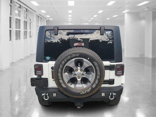 2018 Jeep Wrangler JK Sahara