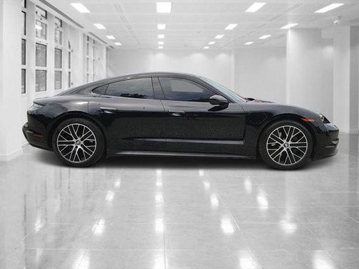 2021 Porsche Taycan Base