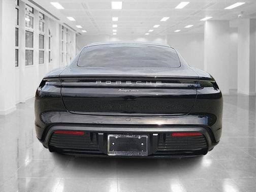 2021 Porsche Taycan Base