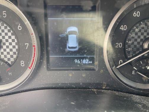 2019 Hyundai Veloster 2