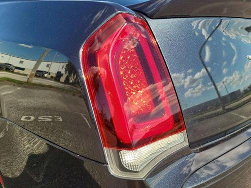 2018 Chrysler 300 S