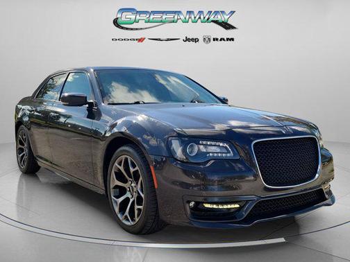2018 Chrysler 300 S