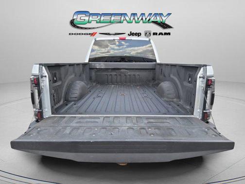 ICONIC SILVER 2022 Ford F-350 XLT