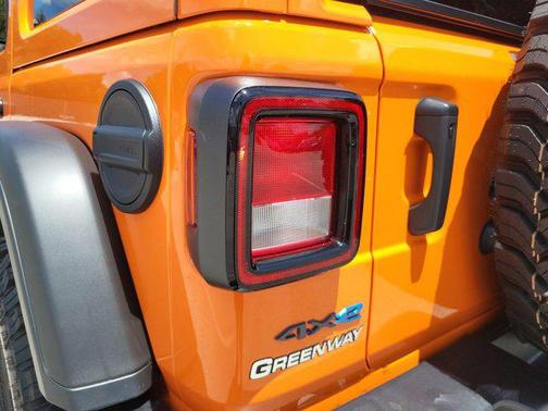 2025 Jeep Wrangler 4xe Willys
