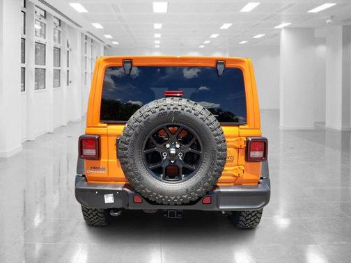 2025 Jeep Wrangler 4xe Willys