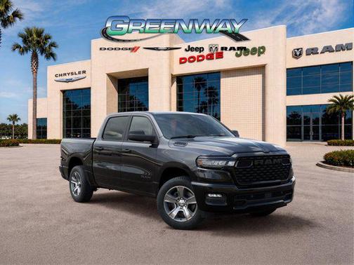 Diamond Black Crystal Pearlcoat 2026 RAM 1500 Express