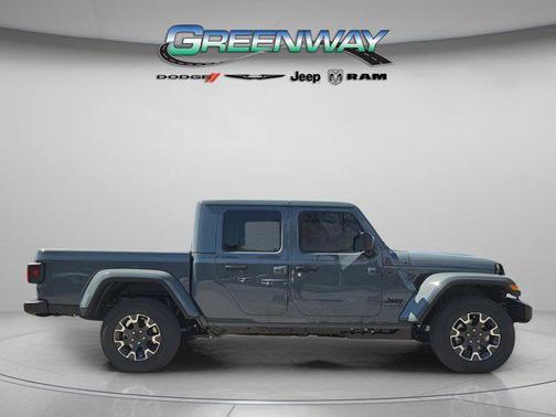 2026 Jeep Gladiator Sahara 4x4