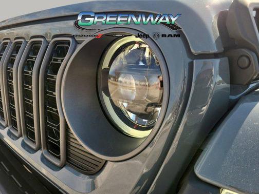 2026 Jeep Gladiator Sahara 4x4