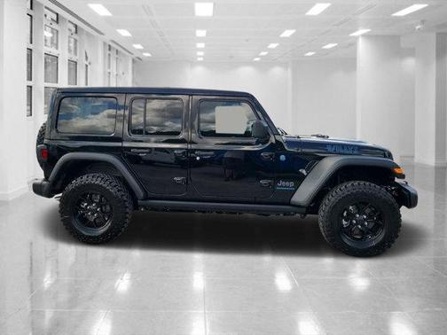 2025 Jeep Wrangler 4xe Willys