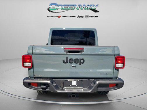 2025 Jeep Gladiator High Tide