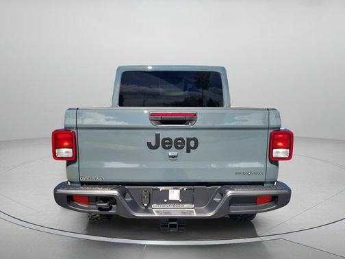 2025 Jeep Gladiator High Tide