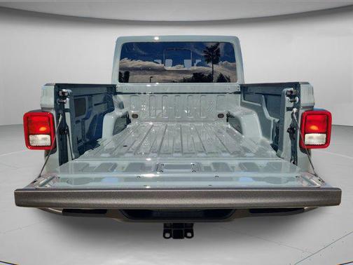 2025 Jeep Gladiator High Tide