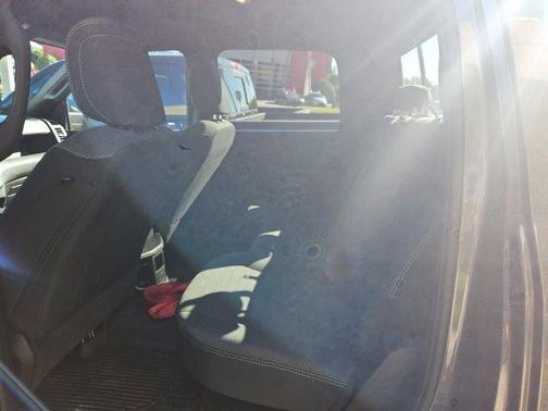 2022 RAM 2500 Tradesman Crew Cab 4x4 6'4' Box