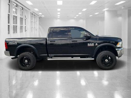 2018 RAM 2500 Tradesman Crew Cab 4x4 6'4' Box