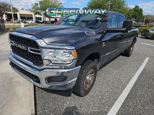 2021 RAM 2500 Tradesman Crew Cab 4x4 8' Box