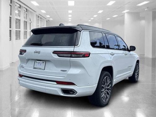 2025 Jeep Grand Cherokee L Summit Reserve