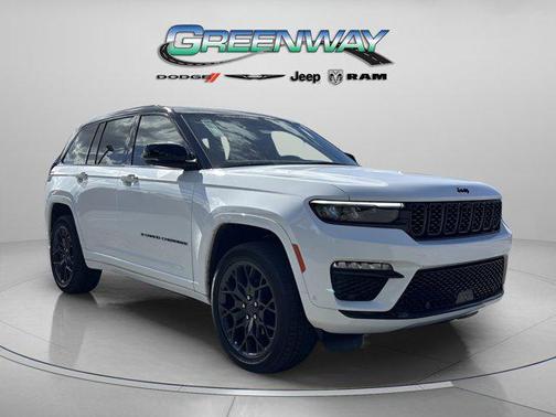 2025 Jeep Grand Cherokee Summit