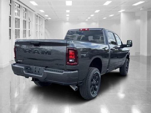 2025 RAM 2500 Big Horn Crew Cab 4x4 6'4' Box
