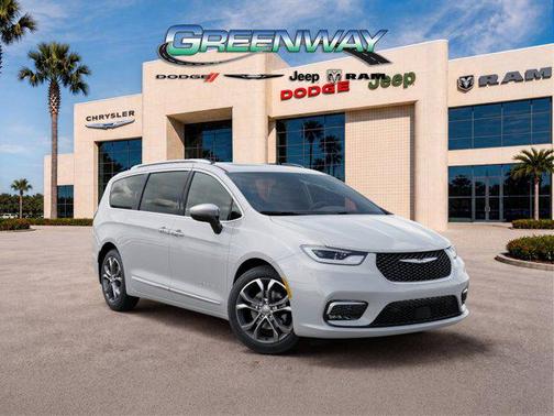 Bright White Clearcoat 2026 Chrysler Pacifica L