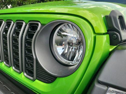 2025 Jeep Wrangler 4xe Sport S