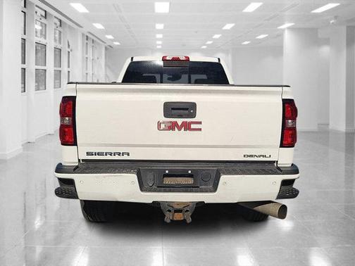 2016 GMC Sierra 2500 Denali