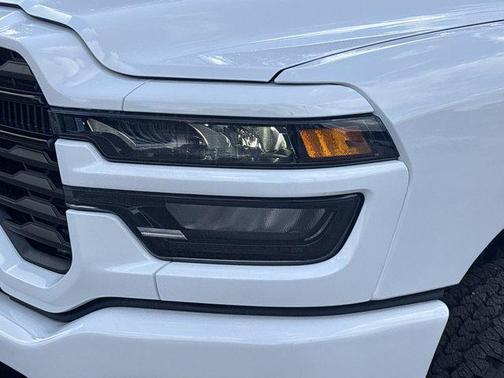 2026 RAM 3500 Big Horn Crew Cab 4x4 6'4' Box