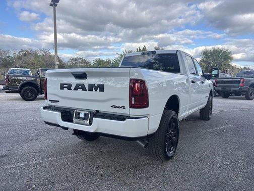 2026 RAM 3500 Big Horn Crew Cab 4x4 6'4' Box